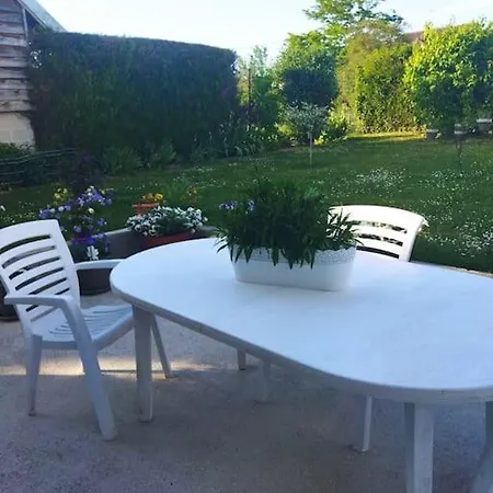 Maison Independante Avec Terrasse, Jardin Et Petit Dejeuner 度假居 Saint-Parres-aux-Tertres